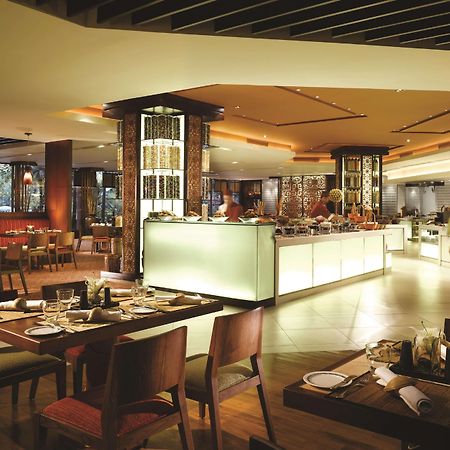 Shangri-La Surabaya Restaurant bilde
