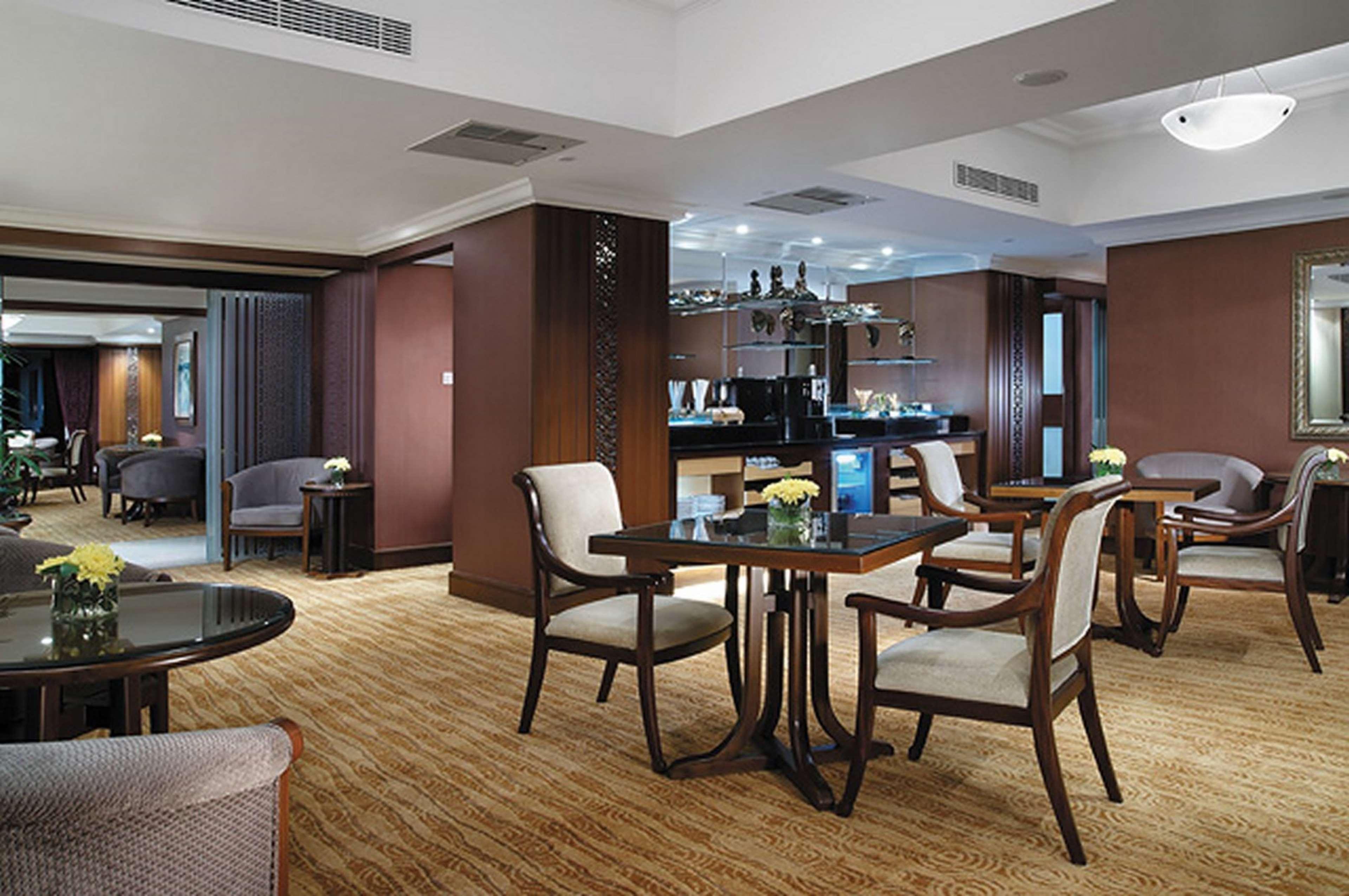 Shangri-La Surabaya Restaurant bilde
