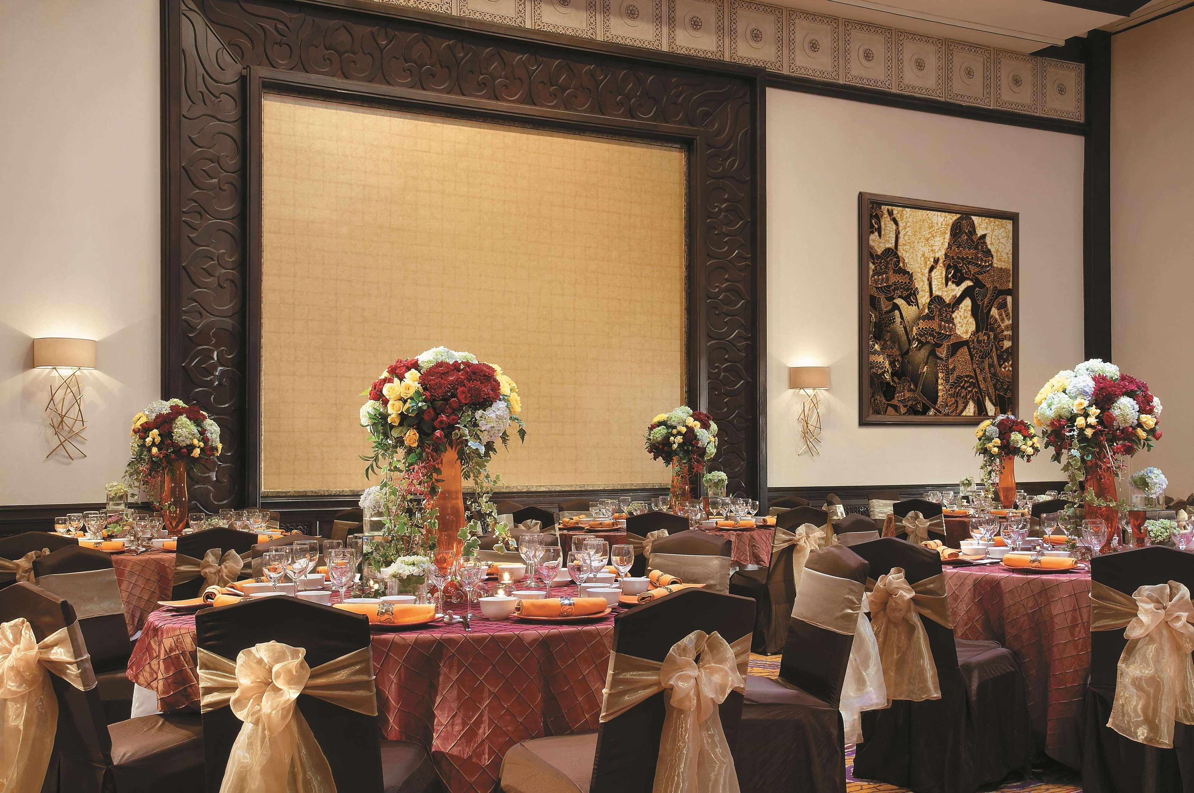 Shangri-La Surabaya Eksteriør bilde