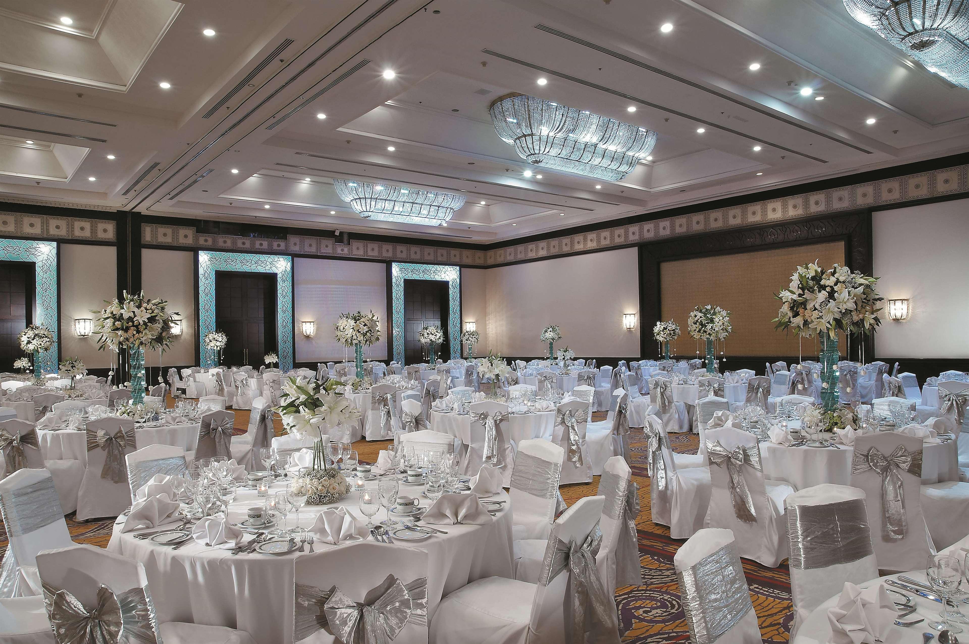 Shangri-La Surabaya Eksteriør bilde